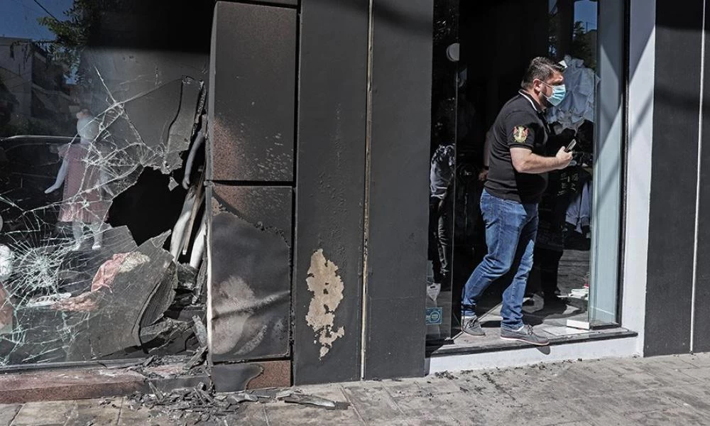 Χαρδαλιάς: Τι κατέγραψαν οι κάμερες από την εμπρηστική επίθεση